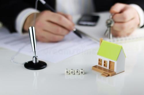 房產經紀人入門指南 從新手到專業，教你快速成長